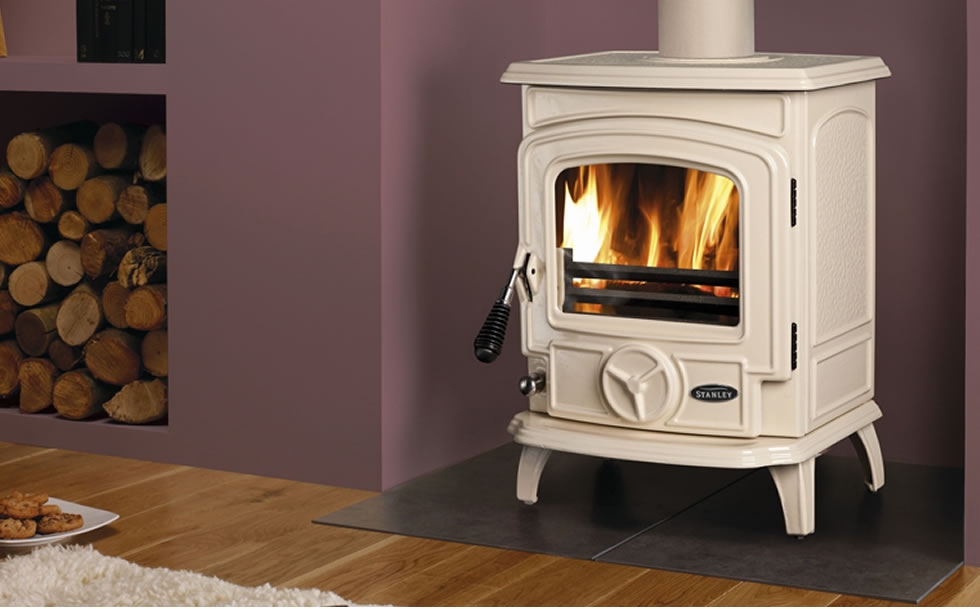 Stanley Cream Enamel Stove On Display